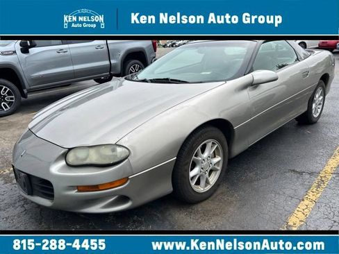 Used 2002 Chevrolet Camaro LT RWD image 1
