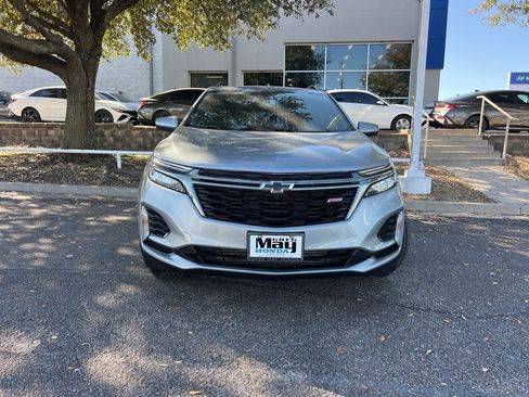 Used 2023 Chevrolet Equinox RS image 2