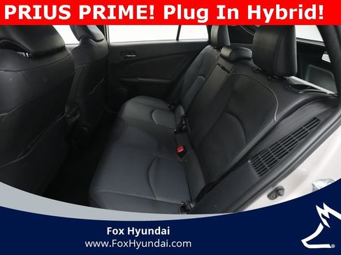 Used 2021 Toyota Prius Prime Limited w/ Carpet Mat Package (TMS) image 15
