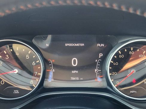 Used 2018 Jeep Compass Latitude w/ Popular Equipment Group FWD image 25