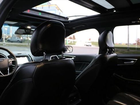Used 2019 Ford Edge ST w/ Equipment Group 401A image 15