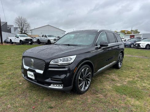 Used 2020 Lincoln Aviator Reserve w/ Equipment Group 202A AWD/4WD image 3