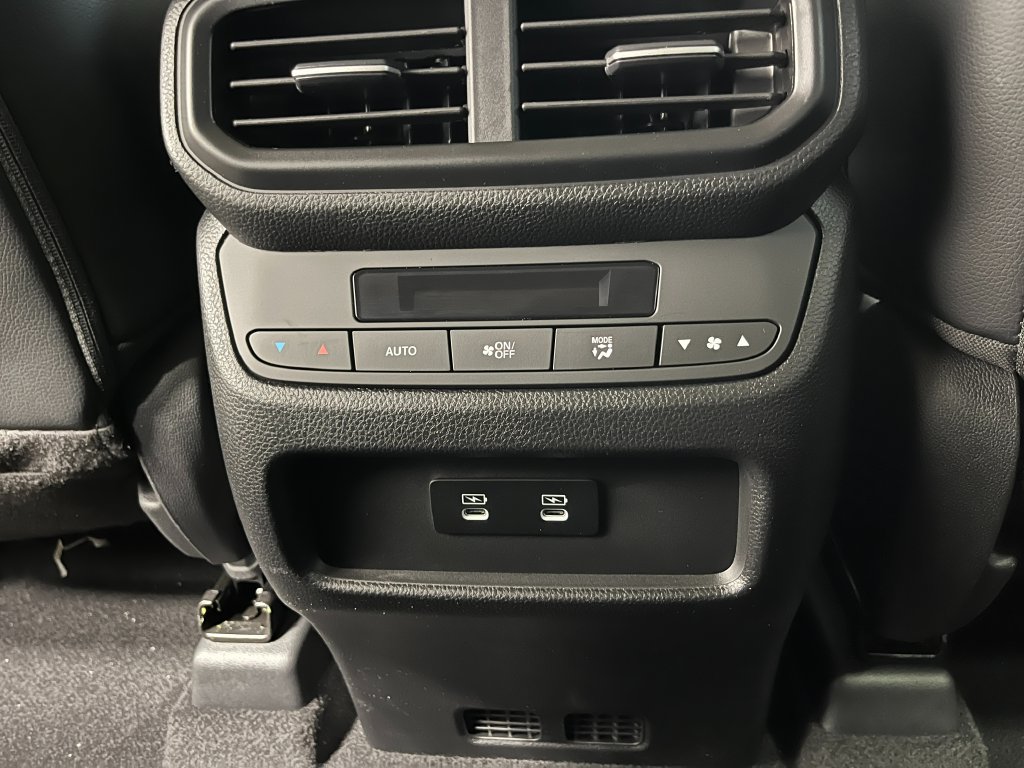 New 2026 Honda Pilot Touring image 27
