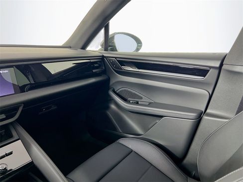 New 2025 Porsche Macan 4 Electric image 26
