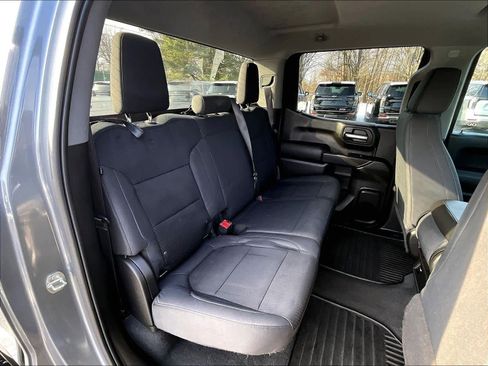 Used 2019 Chevrolet Silverado 1500 Custom w/ Custom Value Package image 15