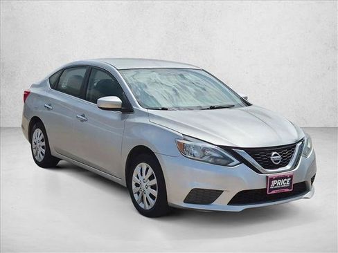 Used 2016 Nissan Sentra S FWD image 3