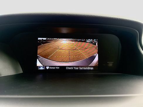 Used 2017 Honda Accord Touring image 15