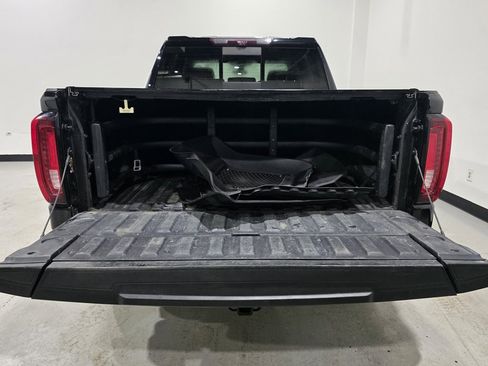 Used 2021 GMC Sierra 1500 AT4 w/ AT4 Value Package image 32
