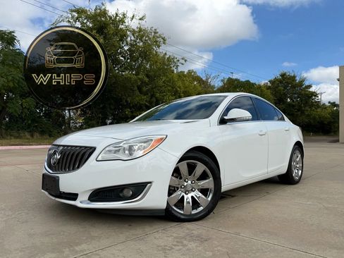 Used 2016 Buick Regal image 1