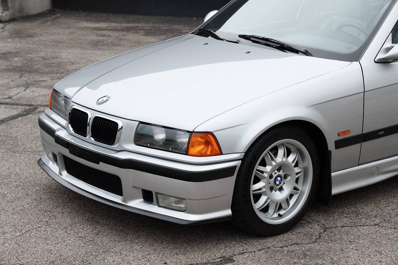 Used 1998 BMW M3 Sedan RWD image 2