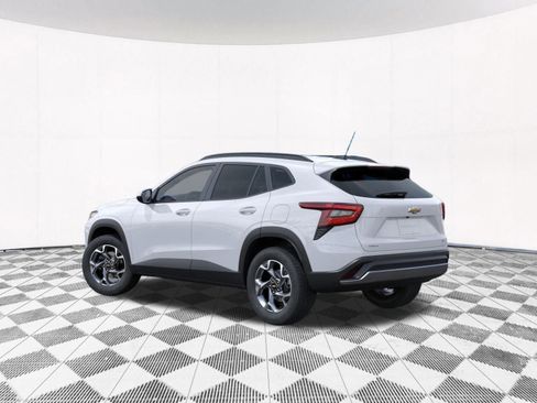 New 2026 Chevrolet Trax LT w/ Driver Confidence Package image 6