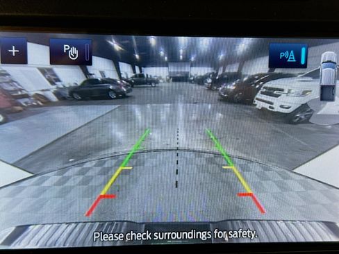 Used 2023 Ford F150 XLT image 18