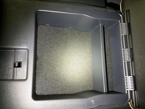 Used 2023 Ford F150 XLT image 39