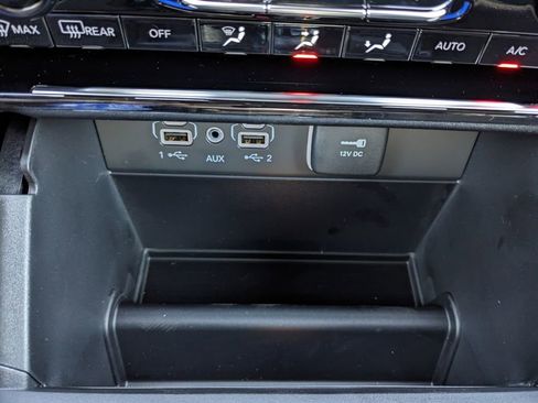 New 2025 Jeep Grand Cherokee Laredo image 27