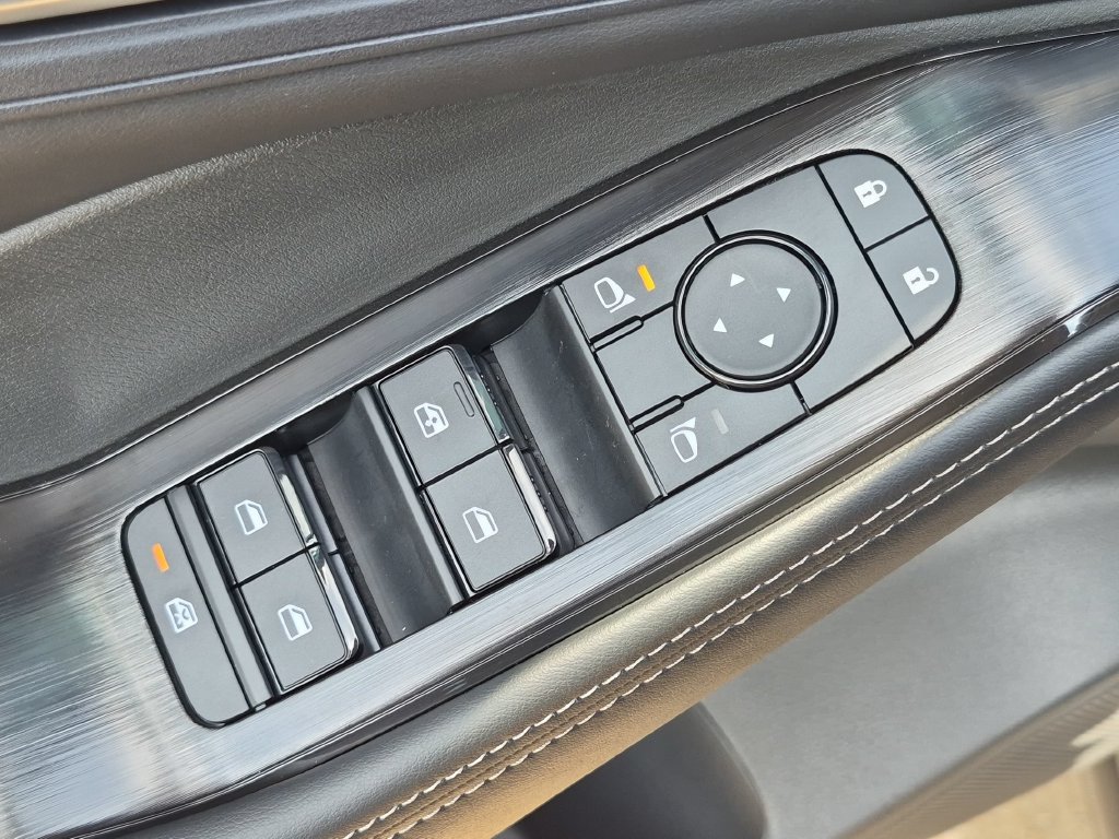 New 2026 Nissan Rogue Dark Armor FWD image 15