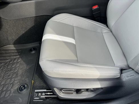 Certified 2025 Toyota Camry SE image 10