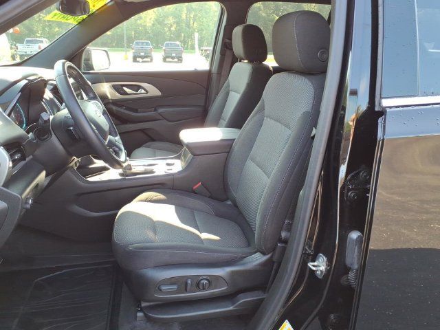 Used 2022 Chevrolet Traverse LT FWD image 12