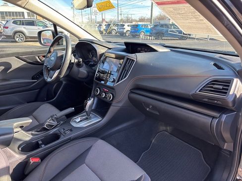 Used 2023 Subaru Crosstrek 2.0i Premium image 32