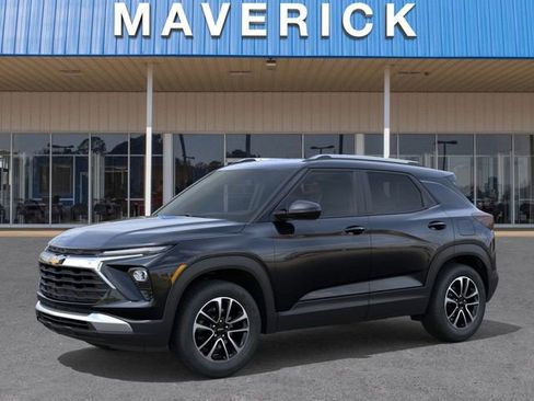 New 2026 Chevrolet TrailBlazer LT w/ Convenience Package image 2