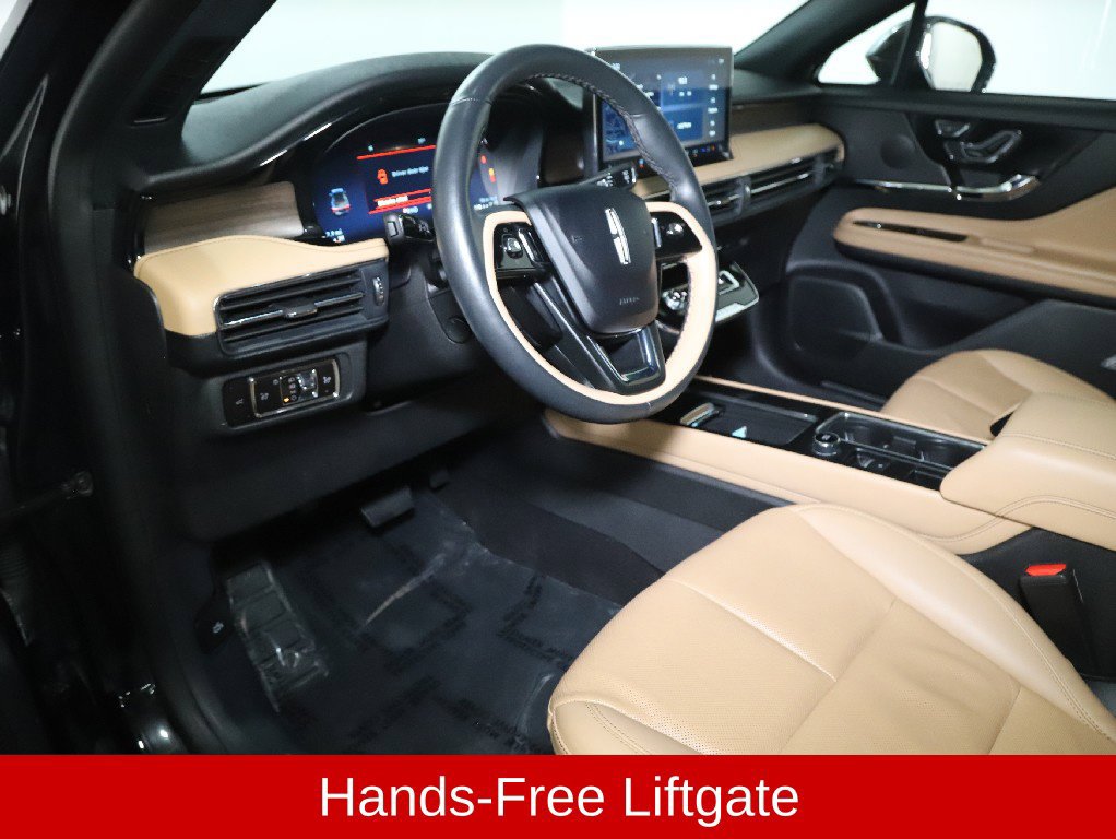 Used 2023 Lincoln Corsair Reserve w/ Equipment Group 201A AWD/4WD image 19
