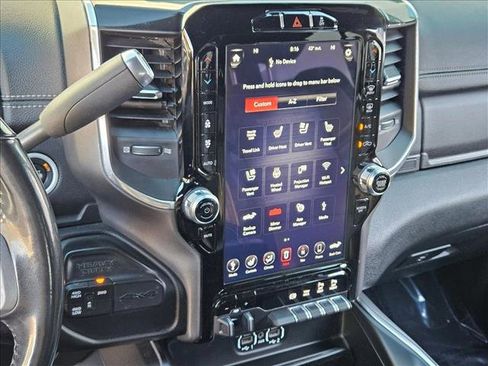 Used 2020 RAM 3500 Laramie w/ Night Edition image 14