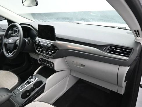 Used 2024 Ford Escape Active image 10