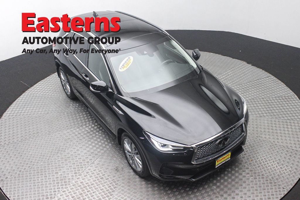 Used 2023 INFINITI QX50 Luxe AWD/4WD image 5
