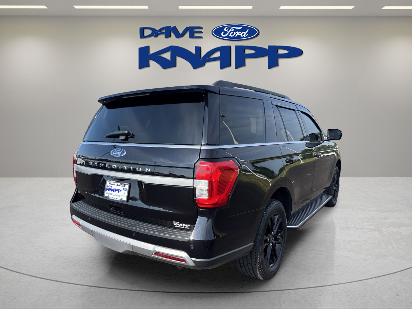 Used 2022 Ford Expedition XLT AWD/4WD image 7
