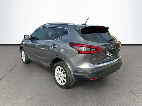 Used 2020 Nissan Rogue Sport SV w/ Technology Package FWD image 5