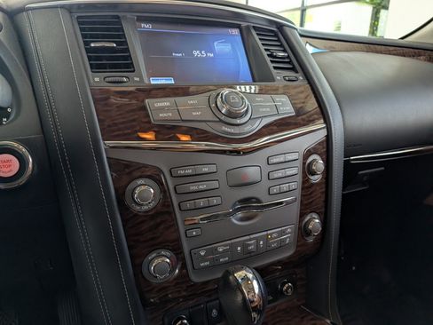 Used 2017 Nissan Armada Platinum w/ Interior Lighting Package AWD/4WD image 25