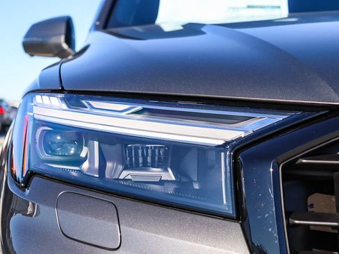 New 2026 Audi Q7 2.0T Premium image 9