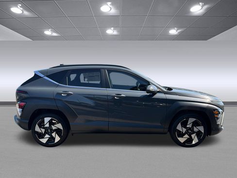 New 2026 Hyundai Kona Limited FWD image 6