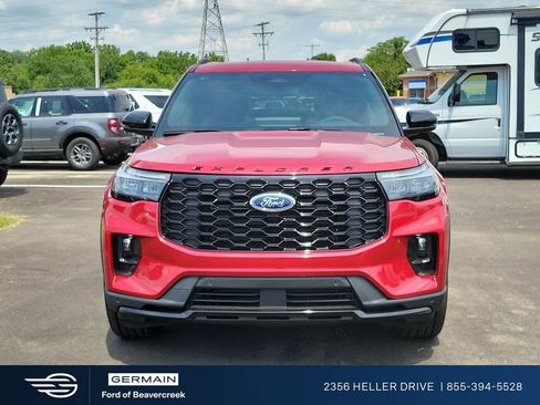 New 2026 Ford Explorer ST-Line w/ ST-Line Street Pack AWD/4WD image 2