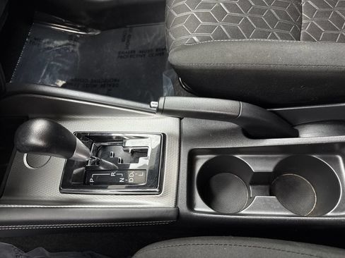 Used 2022 Mitsubishi Outlander Sport ES FWD image 30