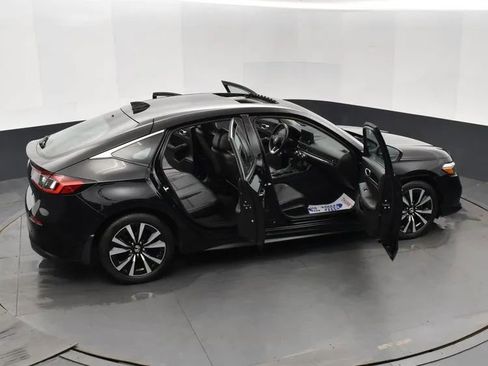 Used 2023 Honda Civic EX-L image 6