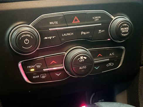 Used 2017 Dodge Charger SRT image 16