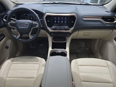 Certified 2023 GMC Acadia Denali w/ Denali Ultimate Package FWD image 8