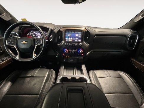 Used 2022 Chevrolet Silverado 1500 High Country w/ Technology Package image 13