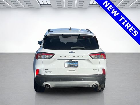 Certified 2021 Ford Escape SEL image 4