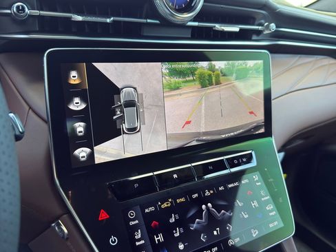 New 2026 Maserati Grecale Modena image 21