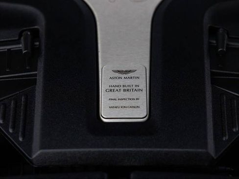 Used 2022 Aston Martin DBX AWD/4WD image 18