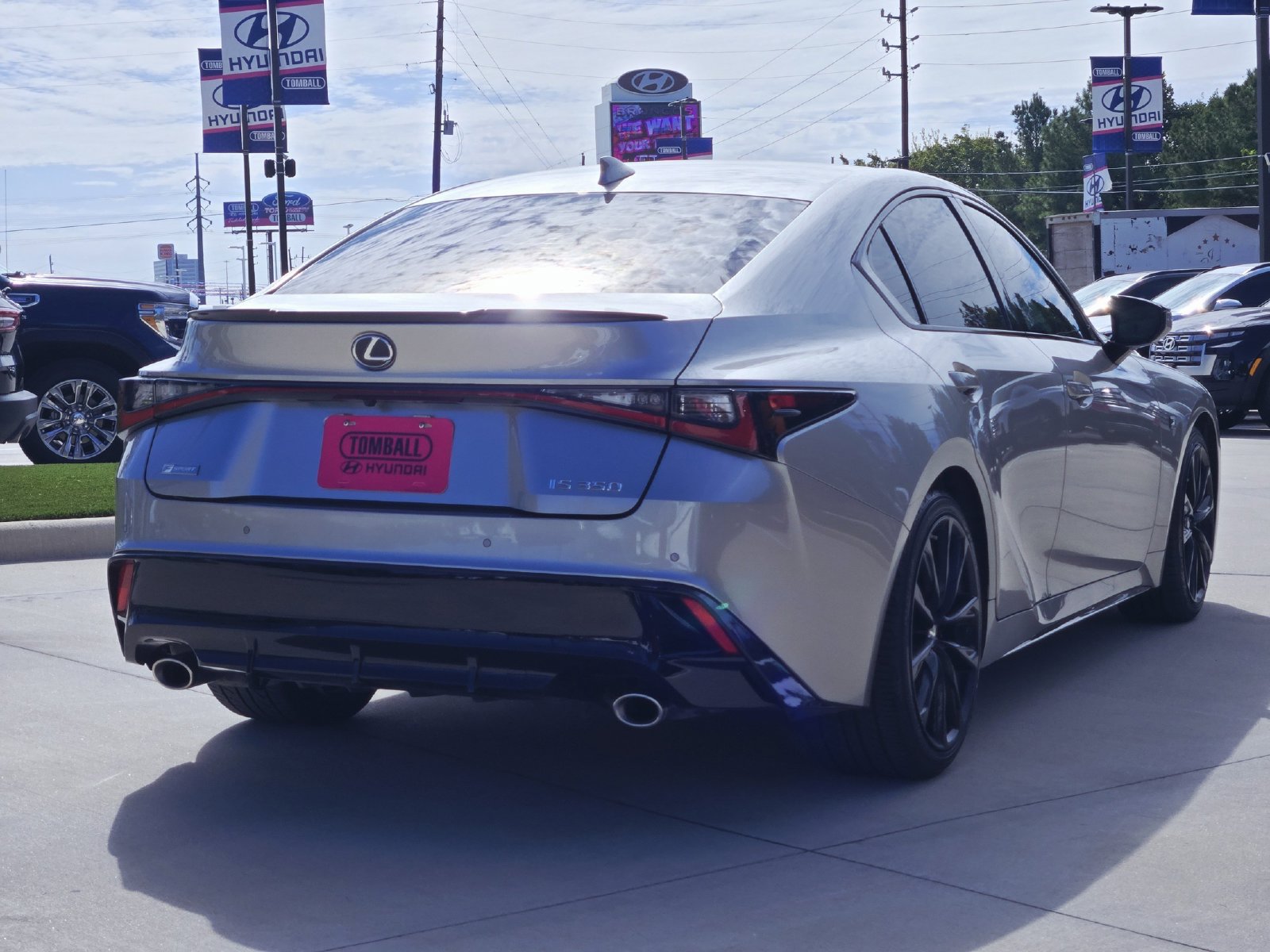 Used 2021 Lexus IS 350 F Sport w/ Accessory Package 2 RWD image 4
