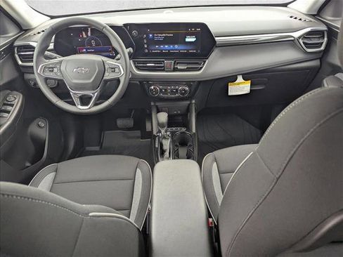 New 2026 Chevrolet TrailBlazer LT w/ Convenience Package FWD image 13