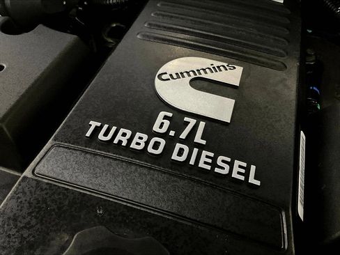 Used 2024 RAM 2500 Laramie image 31