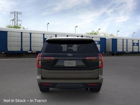 New 2026 Ford Expedition Tremor image 5