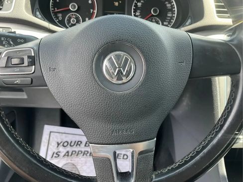 Used 2015 Volkswagen Passat 1.8T Limited Edition FWD image 14