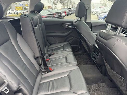 Used 2023 Audi Q7 3.0T Premium Plus w/ Premium Plus Package image 31