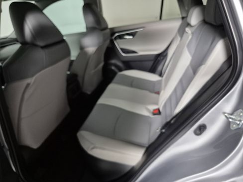 New 2025 Toyota RAV4 Limited image 31