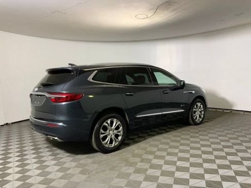 Used 2020 Buick Enclave Avenir w/ Avenir Technology Package AWD/4WD image 4