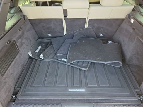 Used 2020 Land Rover Range Rover Sport HST image 8